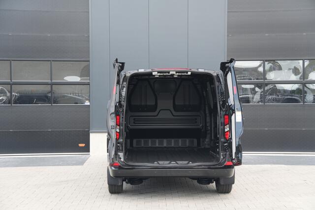 Ford TRANSIT CUSTOM 320 2.0 TDCI L2H1 Limited 170pk - 1+1 Stoelopstelling - 2x Schuifdeur - Adaptive Cruise - Verwarmd stuur - Blind spot - Navigatie - Camera - Draadloos laden - Rijklaar