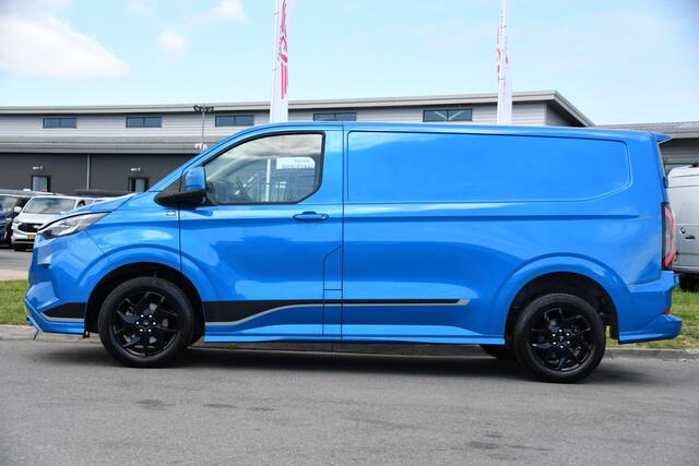 Ford TRANSIT CUSTOM 300 2.0 TDCI L1H1 Sport Camera, Cruise, Carplay, Virtual, 170pk, Stoelverwarming, Automaat, LED, Multimedia, Sensoren, Uniek!