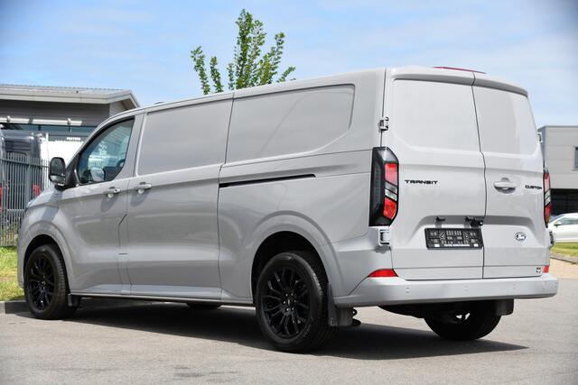 Ford TRANSIT CUSTOM 300 2.0 TDCI L2H1 Limited Camera, Cruise, Carplay, Virtual, 136pk, Stoelverwarming, Automaat, LED, Multimedia, Sensoren, Uniek!
