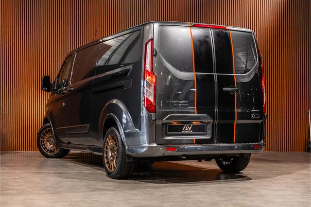 Ford TRANSIT CUSTOM 320 2.0 TDCI 185 PK L2H1 Sport | Automaat | CarPlay | Camera | Stoelverwarming | Navigatie | Elek stoelen | DAB | Nieuwe APK | Orig. NL Auto