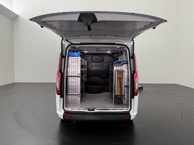 Ford TRANSIT CUSTOM 2.0TDCi 130PK Werkplaatsinrichting | Navigatie | Camera | Multimedia | 3-Zits | Airco