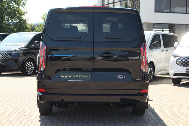 Ford TRANSIT CUSTOM E-Transit 320 L1H1 Kombi | 9 persoons | Limited | 71kWh | 100kW/136pk | Trekgewicht 2300kg | Camera | Carplay/Android | Cruise | Lease 771,- p/m