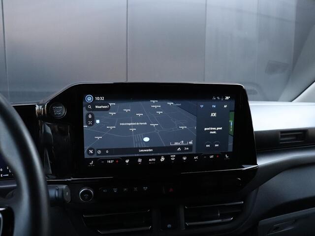 Ford TRANSIT CUSTOM 320 2.5 PHEV L2H1 Black Platinum DC | 5 PERS. | LEDER | DUBBELE SCHUIFDEUR | 360° CAMERA | TREKHAAK | NAVI | CRUISE | STOEL/STUURVERW. |