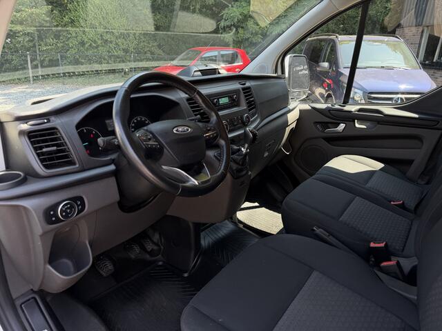 Ford TRANSIT CUSTOM 300 2.0 TDCI L2H1 Limited 130 PK Stoelverwarming 2800Kg Trekgewicht
