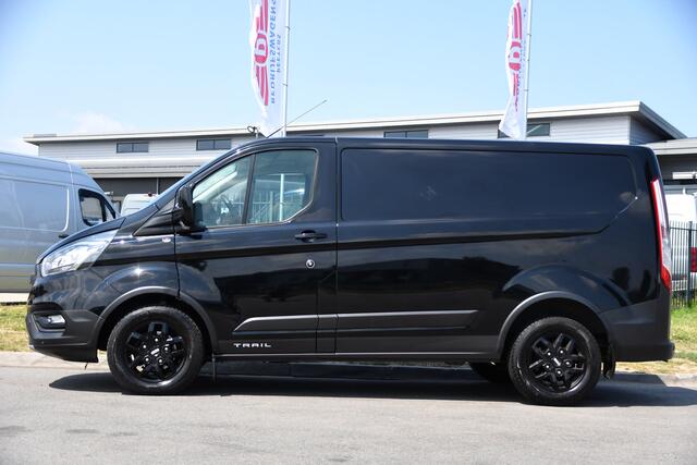 Ford TRANSIT CUSTOM 300 2.0 TDCI L1H1 Trail Camera, Cruise, Carplay, LED, Stoelverwarming, Leder, LM Velgen, 130pk, Mulitmedia, Sensoren, Uniek!