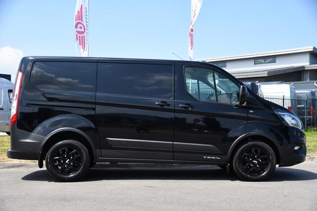 Ford TRANSIT CUSTOM 300 2.0 TDCI L1H1 Trail Camera, Cruise, Carplay, LED, Stoelverwarming, Leder, LM Velgen, 130pk, Mulitmedia, Sensoren, Uniek!