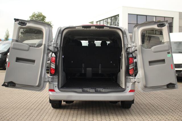 Ford TRANSIT CUSTOM 2.5 PHEV 233pk L2H1 Kombi Limited | 8-Persoons | Incl BPM | Stuur + Stoelverwarming | Keyless | Lease 860,- p/m