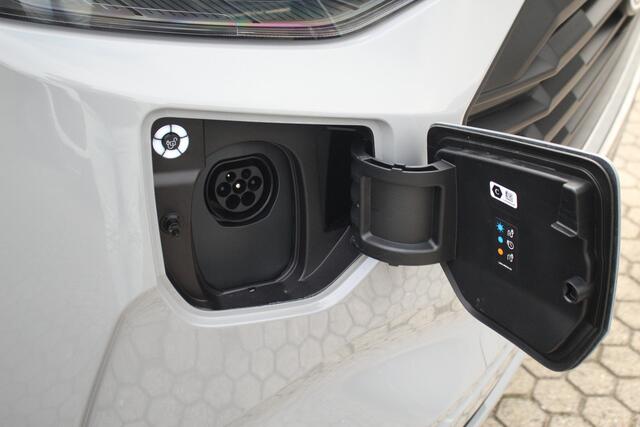 Ford TRANSIT CUSTOM 2.5 PHEV 233pk L2H1 Kombi Limited | 8-Persoons | Incl BPM | Stuur + Stoelverwarming | Keyless | Lease 860,- p/m