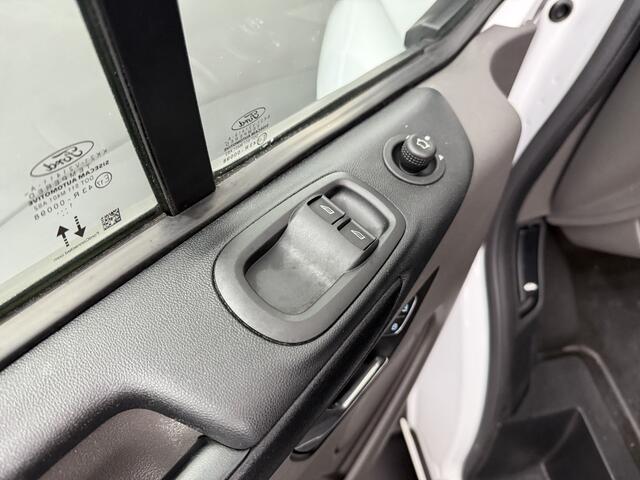 Ford TRANSIT CUSTOM 2.0TDCi Lang Business | Navigatie | Camera | Airco | Cruise | 3-Zits