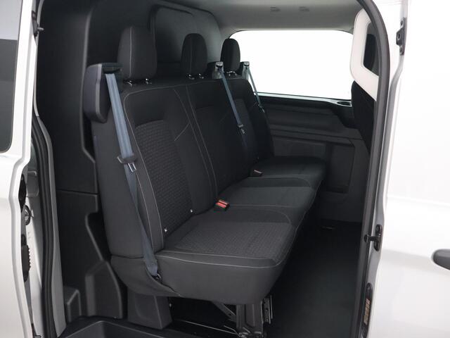 Ford TRANSIT CUSTOM 300 2.0 TDCI L2H1 6-PERS DUBBEL CAB. + TREKHAAK | CARPLAY | CAMERA