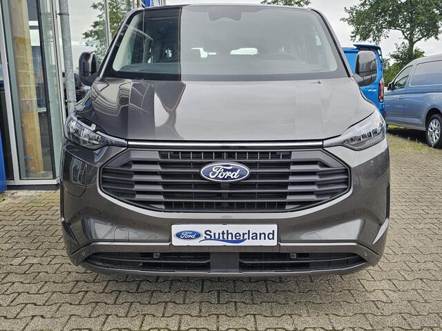 Ford TRANSIT CUSTOM 340 2.5 PHEV L2H1 Limited 233pk | Kombi | Incl. BTW/BPM | Dubbele zijschuifdeur | Privacy Glass | Inklapbare trekhaak | Verwarmbare bijrijdersbank | 17 inch lichtmetalen velgen | Driver Assistance Pack Premium | Verwarmbaar stuurwiel