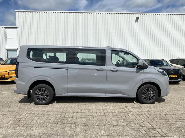 Ford TRANSIT CUSTOM 340 2.5 PHEV L2H1 Limited 233pk | Kombi | Incl. BTW/BPM | Dubbele zijschuifdeur | Privacy Glass | Inklapbare trekhaak | Verwarmbare bijrijdersbank | 17 inch lichtmetalen velgen | Driver Assistance Pack Premium | Verwarmbaar stuurwiel