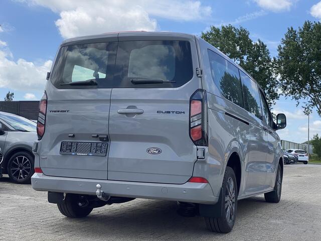 Ford TRANSIT CUSTOM 340 2.5 PHEV L2H1 Limited 233pk | Kombi | Incl. BTW/BPM | Dubbele zijschuifdeur | Privacy Glass | Inklapbare trekhaak | Verwarmbare bijrijdersbank | 17 inch lichtmetalen velgen | Driver Assistance Pack Premium | Verwarmbaar stuurwiel