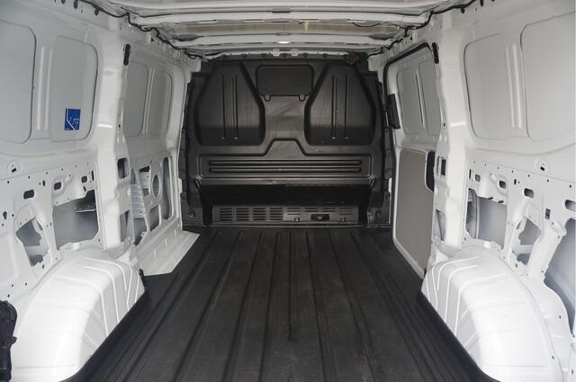 Ford TRANSIT CUSTOM 300S 130PK Trend Automaat BPM VRIJ Navi, Adap, Cruise, Trekhaak, 2740KG Trekgewicht!! NR. AR01*