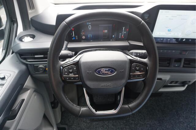 Ford TRANSIT CUSTOM 300S 130PK Trend Automaat BPM VRIJ Navi, Adap, Cruise, Trekhaak, 2740KG Trekgewicht!! NR. AR01*