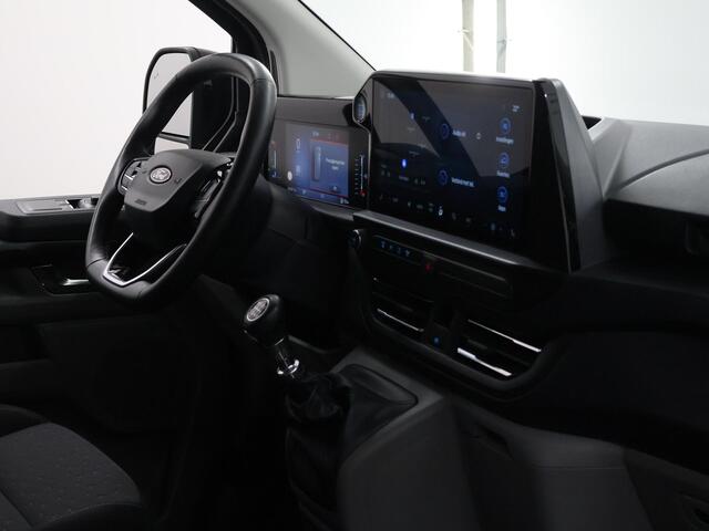 Ford TRANSIT CUSTOM 320 2.0 TDCI | 136 PK | LIMITED | L2 H1 | ADAPTIVE CRUISE | 3-ZITS | PARKEERCAMERA | NAVIGATIE | APPLE CARPLAY / ANDROID AUTO | 17" LM VELGEN | STOELVERWARMING | STUURVERWARMING | LAADRUIMTE BETIMMERING