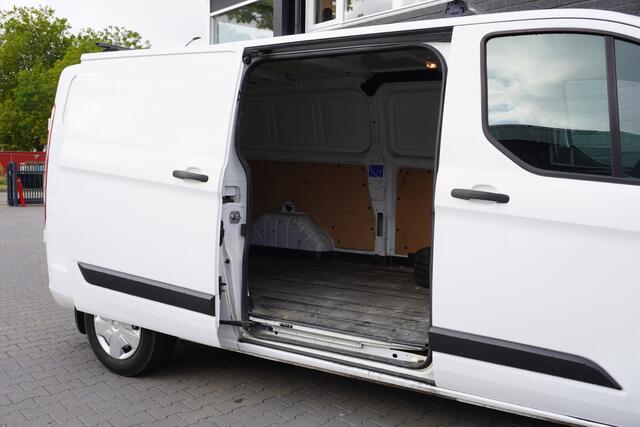 Ford TRANSIT CUSTOM 2.0 TDCI 130PK L2 EURO 6 - Airco - Navi - Cruise - €12.950,- Excl.