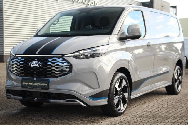 Ford TRANSIT CUSTOM E-Transit 320 L1H1 Sport | 71kWh | 160kW/218pk | Trekgewicht 2300kg | Stoel+Stuurverw. | Camera | Carplay/Android | Lease 753,- p/m