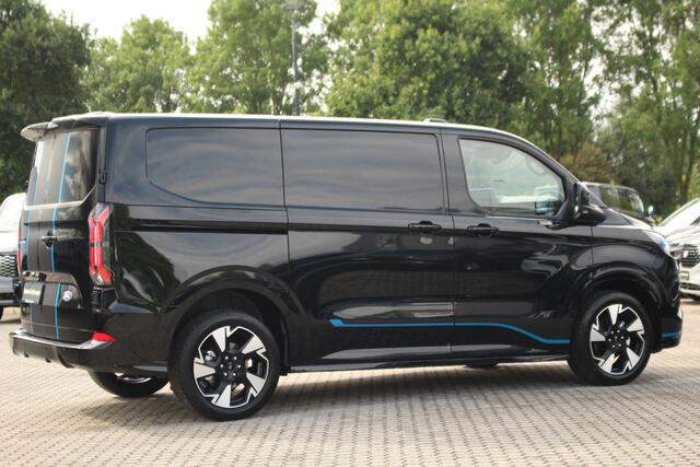 Ford TRANSIT CUSTOM E-Transit 320 L1H1 Sport | 71kWh | 160kW/218pk | Trekgewicht 2300kg | Driver Assist | Adap. Cruise | Stoel+Stuurverw. | Camera | Carplay/Android | Lease 788,- p/m
