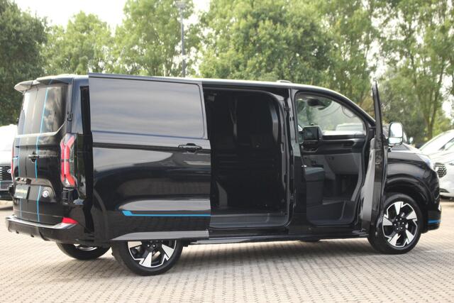 Ford TRANSIT CUSTOM E-Transit 320 L1H1 Sport | 71kWh | 160kW/218pk | Trekgewicht 2300kg | Driver Assist | Adap. Cruise | Stoel+Stuurverw. | Camera | Carplay/Android | Lease 788,- p/m