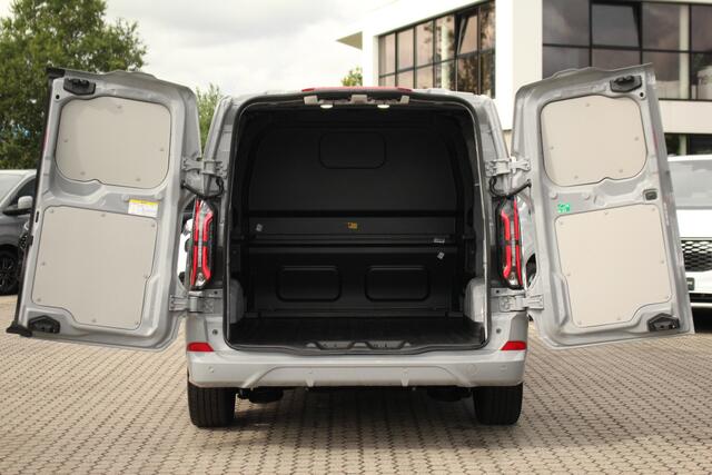 Ford TRANSIT CUSTOM E-Transit 320 L2H1 Sport DC 71 kWh | 160kW/218pk | Trekgewicht 2300kg | Driver Assist | Adap. Cruise | Stoel+Stuurverw. | Camera | Carplay/Android | Lease 842,- p/m
