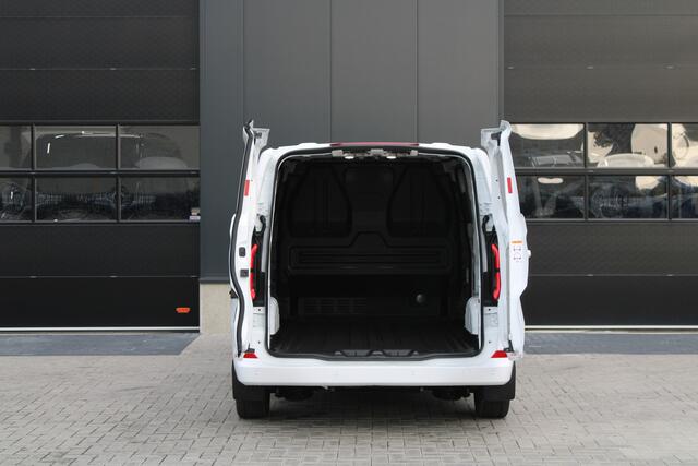 Ford TRANSIT CUSTOM E-Transit 340 L2H1 Limited 218pk - 2x Schuif - LED - 360 Camera - B&O - ACC - Navi - Stoel/Stuurverwarming - Rijklaar