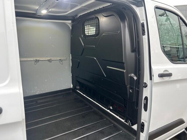 Ford TRANSIT CUSTOM 300 2.0 TDCI L2H1 Trend AIRCO I PDC I 3-ZITS I 1e EIGENAAR I COMPLETE ONDERHOUDSHISTORIE