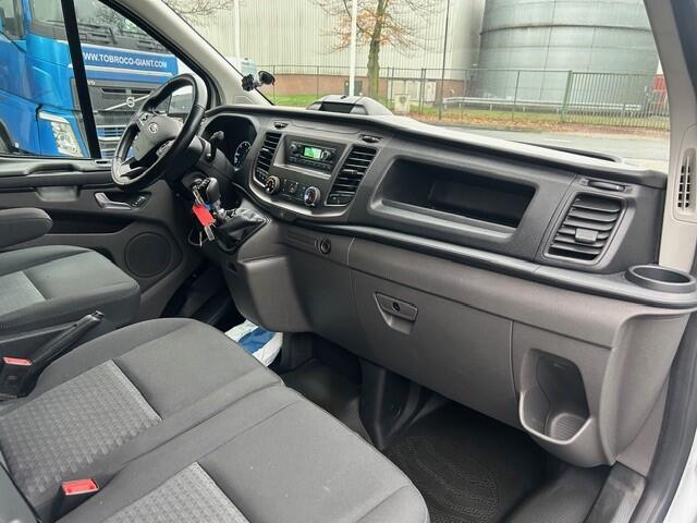 Ford TRANSIT CUSTOM 300 2.0 TDCI L2H1 Trend AIRCO I PDC I 3-ZITS I 1e EIGENAAR I COMPLETE ONDERHOUDSHISTORIE