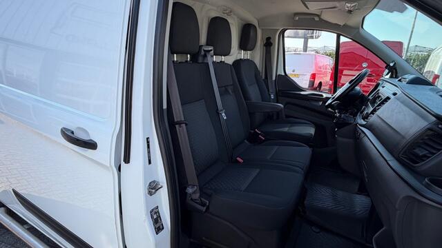 Ford TRANSIT CUSTOM 2.0 TDCI 77KW 105PK L2H1 EURO 6 RVS IMPERIAAL/ TREKHAAK 2800KG/ AIRCO/ CRUISE CONTROL/ 100% DEALERONDERHOUDEN