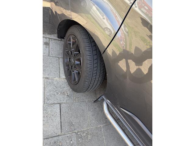 Ford TRANSIT CUSTOM 300 2.0 TDCI L1H1 Trend DC 6-persoons Vol optie 20inch,Trekhaak,Cruise,Cv,Navi btw auto