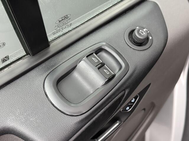 Ford TRANSIT CUSTOM 2.0TDCi 130PK Achterdeuren | Multimedia | Camera | 3-Zits | Airco | Cruise
