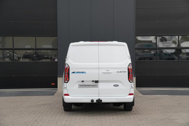 Ford TRANSIT CUSTOM E-Transit 340 L2H1 Limited 71 kWh 218pk - 2x Schuifdeur - Trekhaak - Carplay - Camera - Carplay - Rijklaar