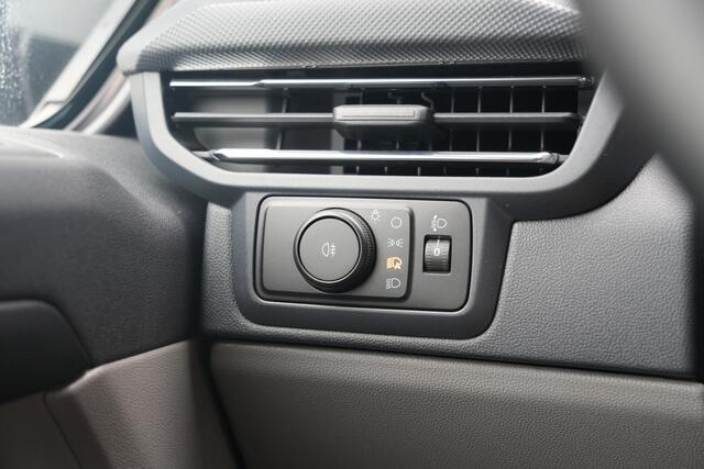 Ford TRANSIT CUSTOM E-Transit 340 L2H1 Limited 71 kWh 218pk - Carplay - Camera - Stoel-stuurverwarming - Rijklaar