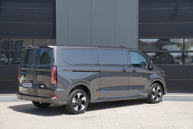 Ford TRANSIT CUSTOM E-Transit 340 L2H1 Sport 71 kWh 218pk - 2x Schuif - ACC - B&O - Navi - Stoel/Stuurverwarming - 360 Camera - Trekhaak - Rijklaar