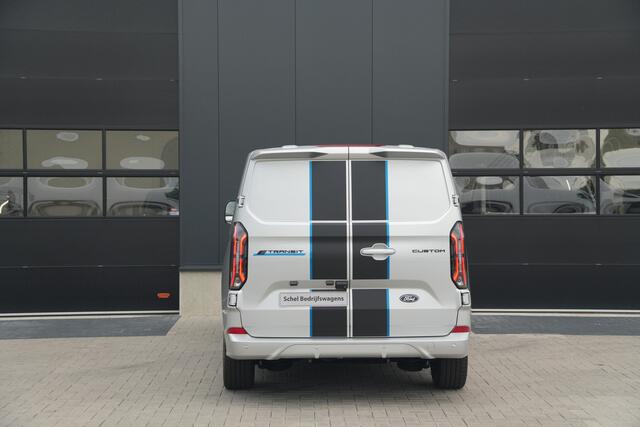 Ford TRANSIT CUSTOM E-Transit 340 L2H1 Sport 71 kWh 218pk - 2x Schuif - ACC - B&O - Navi - Stoel/Stuurverwarming - 360 Camera - Trekhaak - Rijklaar