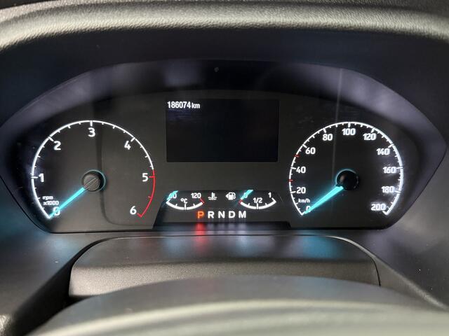 Ford TRANSIT CUSTOM 2.0TDCI 130PK Automaat Limited | Navigatie | Camera | Multimedia | 3-Zits | Airco | Cruise | Trekhaak