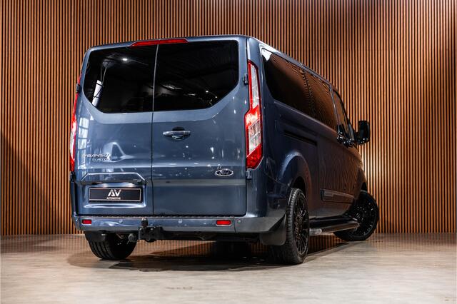 Ford TRANSIT CUSTOM 320 2.0 TDCI L2H1 Platinum Edition DC | Bi-Xenon | Navigatie | CarPlay | Camera | Lederen bekleding | Stoelverwarming | L+R Schuifdeur | DAB | Dubbel cabine | Nieuwe APK | Euro 6
