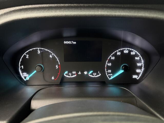 Ford TRANSIT CUSTOM 2.0TDCI Lang Achterdeuren | Multimedia | Camera | 3-Zits | Airco | Trekhaak