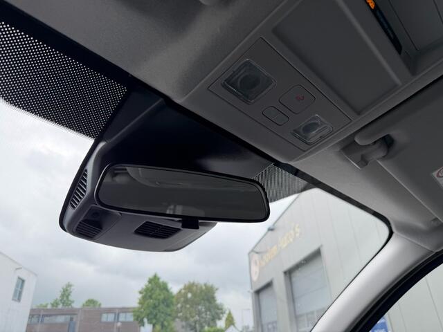 Ford TRANSIT CUSTOM Kombi 9 pers. Vol. elektr. 71 kWh . 340 L2H1 100kW Trend Climate Controle tweede zitrij All Season banden Copy