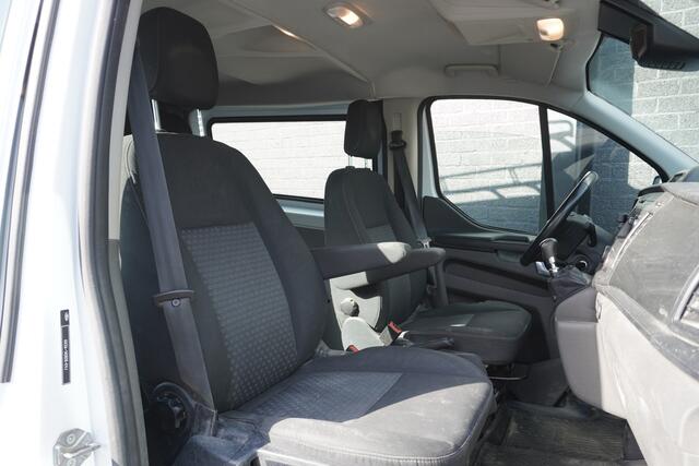 Ford TRANSIT CUSTOM 2.0 TDCI Dubbel Cabine L2H2 EURO 6 - Airco - Cruise - PDC - €19.900,- Excl.