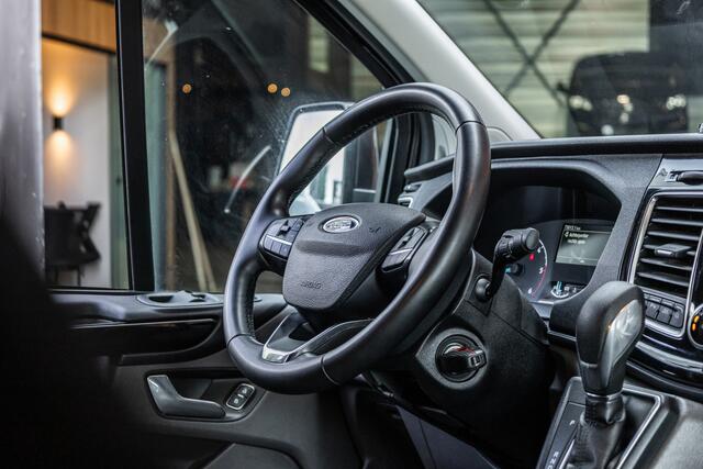 Ford TRANSIT CUSTOM 2.0 TDCI 170 PK L2H1 Limited DC | Dubbel cabine | Raptor Edition | CarPlay | Camera | Navigatie | BLIS | Stoelverwarming | Trekhaak | Cruise control | DAB | Dealer onderhouden | Nieuwe APK