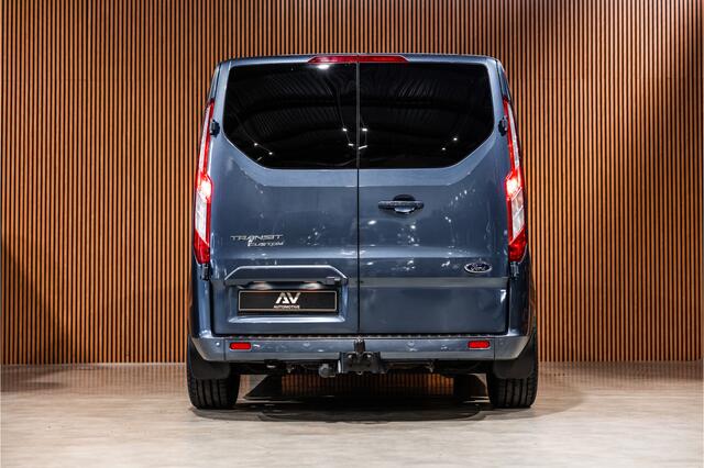 Ford TRANSIT CUSTOM 320 2.0 TDCI 170 PK L2H1 Limited DC | ACC | Navigatie | CarPlay | Camera | Trekhaak | Stoelverwarming | L+R Schuifdeur | Dodehoek | DAB | Dubbel cabine | Nieuwe APK | Euro 6