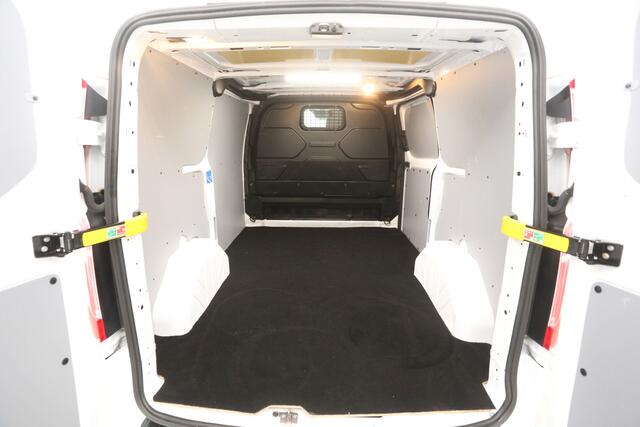 Ford TRANSIT CUSTOM 2.0 TDCI L1H1 | Automaat | Airco | Camera | 3 Zits | Cruise | Carplay | Trekhaak