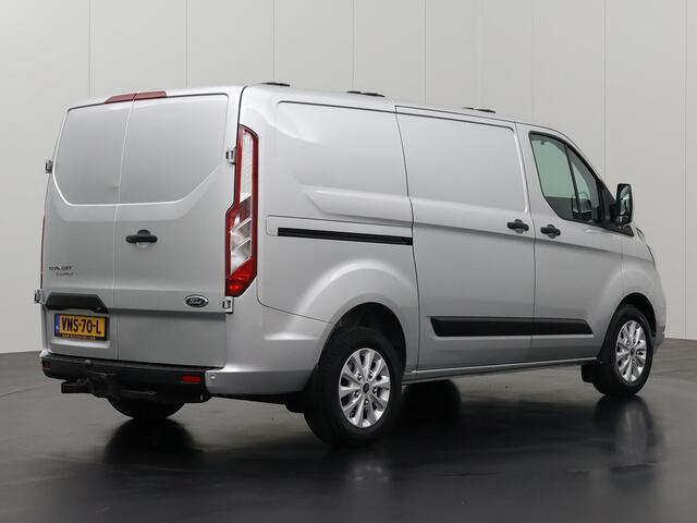 Ford TRANSIT CUSTOM 2.0TDCI 130PK Automaat Limited | Trekhaak | Dakdraagsysteem | Multimedia | Camera | Airco | Cruise | 3-Zits | Betimmering