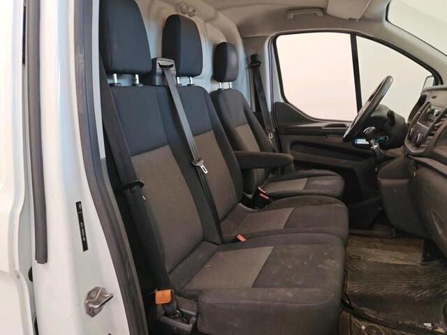 Ford TRANSIT CUSTOM 2.0 TDCI L1H1 IMPERIAAL EN TREKHAAK