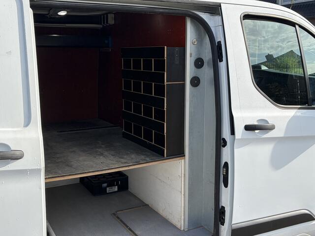 Ford TRANSIT CUSTOM 340 2.0 TDCI 130PK Euro6 L2H1 Trend -- Versnellingsbak defect --