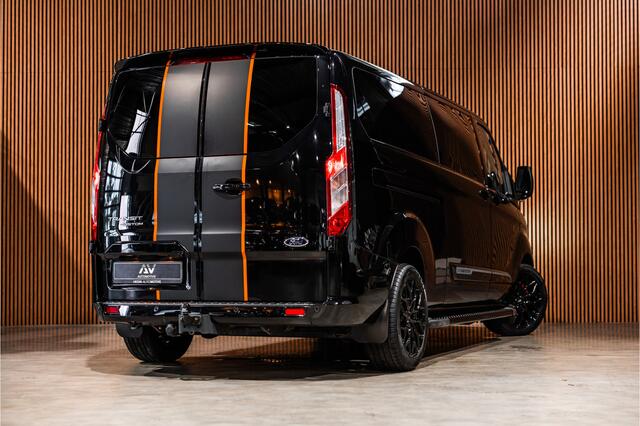 Ford TRANSIT CUSTOM 320 2.0 TDCI L2H1 Platinum Edition DC | Bi-Xenon | CarPlay | Camera | Navigatie | Lederen bekleding | Trekhaak | Stoelverwarming | Nieuwe APK | Orig. NL auto
