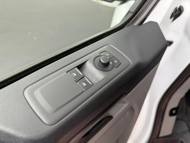 Ford TRANSIT CUSTOM 2.0TDCi 136PK Lang | Digital Cockpit | Multimedia | Camera | Airco | Cruise | 3-Zits