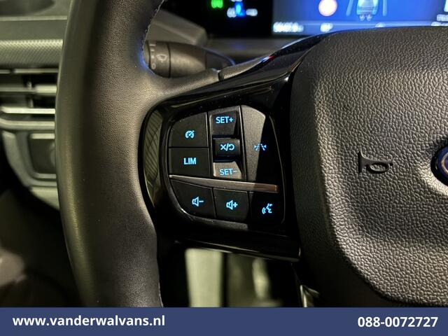 Ford TRANSIT CUSTOM 2.0 TDCI 136pk L2H1 Euro6 Airco | Camera | LED | Apple Carplay | Cruisecontrol | 2500kg Trekhaak LM Velgen, Android Auto, Verwarmde voorruit, Stoelverwarming, Parkeersensoren, Bijrijdersbank