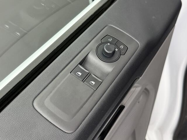 Ford TRANSIT CUSTOM 2.0TDCi 136PK Lang Business Digital | Leder | Camera | Multimedia | 3-Zits